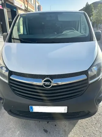 Opel Vivaro 9 Plazas Lucena