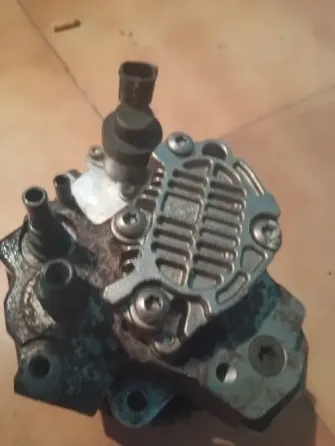 Bomba Inyectora de Renault Laguna Año 2Oo Pontevedra