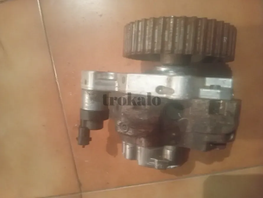 Bomba Inyectora de Renault Laguna Año 2Oo Pontevedra - foto 6