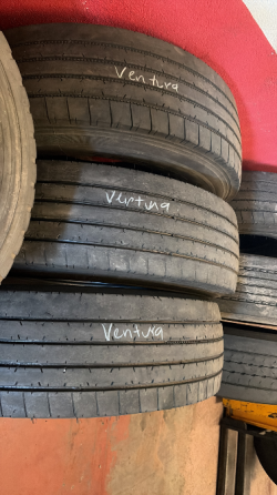 Vendo Neumáticos de Segunda Mano de Camión Diferentes Medidas Madrid