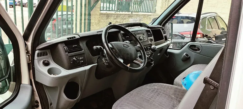 Ford Transit 2.2 TD 125 CV Año 20 Mejorada del Campo - foto 4