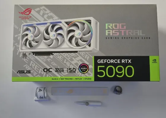 Tarjeta Gráfica Para Juegos Asus Rog Astral Geforce Rtx 5090 OC Edition de 32 GB Gddr Valencia