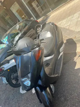 Vendo Moto Honda 125 cc Zaragoza