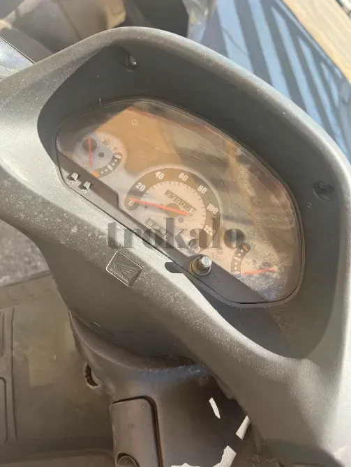 Vendo Moto Honda 125 cc Zaragoza - foto 5