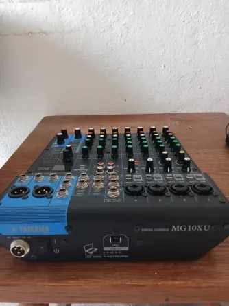 Mesa Mescladora Yamaha Santa Cruz de Tenerife