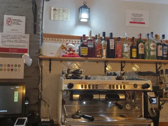 Bar Totalmente Equipado en Traspaso Castello de la Plana
