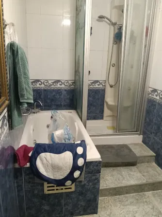 Alquilo Habitación Con Derecho a Todo el Piso Barcelona