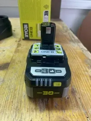Batería y Cargador Ryobi One+ 18V 4.0Ah Zarautz