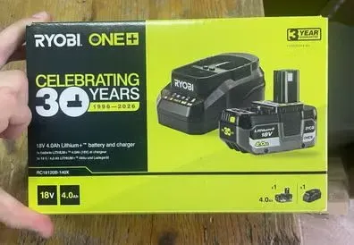 Batería y Cargador Ryobi One+ 18V 4.0Ah Zarautz