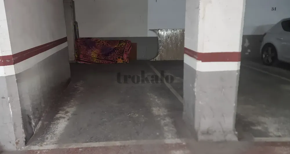 Plaza de Parking en Venta en Gavá, Zona Inmejorable  - foto 4