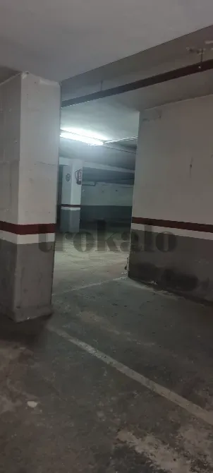 Plaza de Parking en Venta en Gavá, Zona Inmejorable  - foto 1