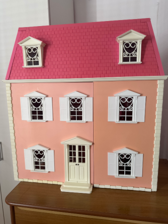 Casa de Muñecas Hello Kitty Interactiva y Completa Cordoba