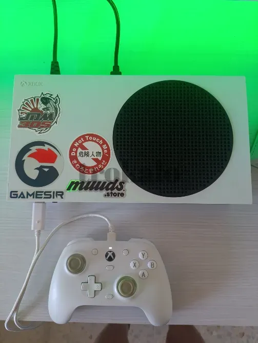 Xbox Series S + Gamesir G7 HE + Juegos Badajoz - foto 2