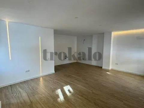 Instalacion de Suelos de Maderas Laminados Vinilos Spc Sevilla - foto 3