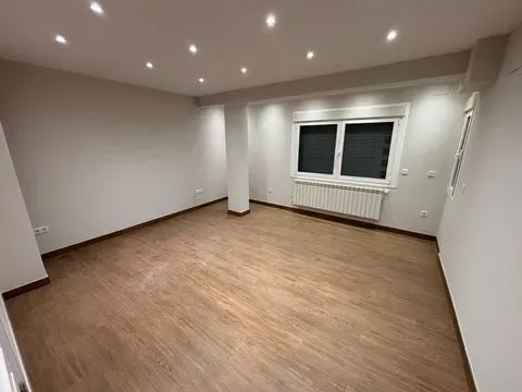 Instalador de Suelos de Maderas Laminado Vinilos Spc Sevilla