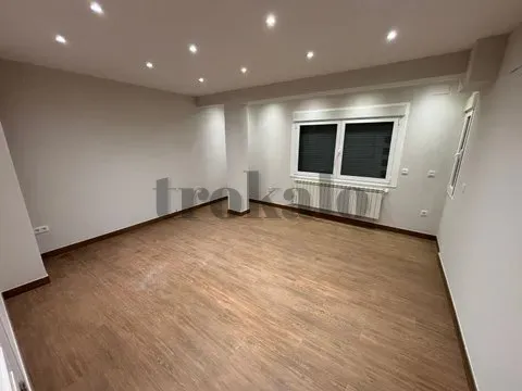 Instalador de Suelos de Maderas Laminado Vinilos Spc Sevilla - foto 1