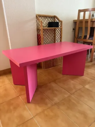 Mesa Madera Fucsia, Ideal Para Living o Espacios Decorativos Torrevieja